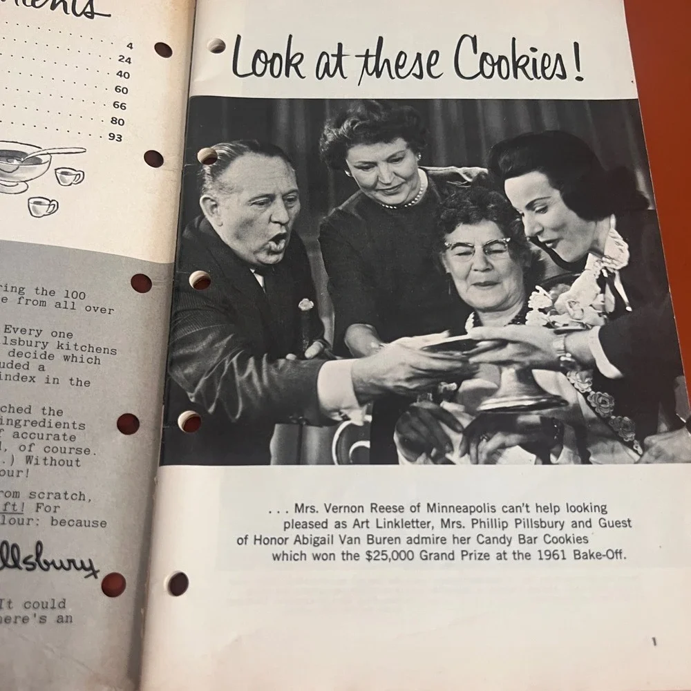 Vintage 1961 Pillsbury 13th Grand National Bake-Off Cookbook 100 Recipes Booklet